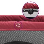 piros vászonszövet babajáróka matraccal