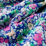 Kobaltkék gyerekruha fodros ujjakkal 104