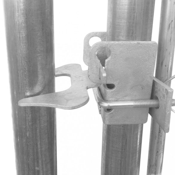 kültéri kutyakennel tetővel 382 x 382 x 225 cm