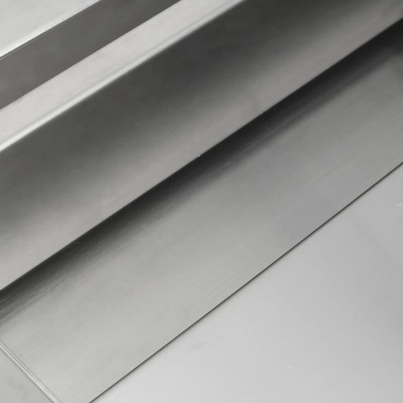 304-es rozsdamentes acél vízesés LED-ekkel 45 x 34 x 14 cm