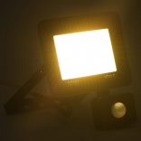 meleg fehér fényű szenzoros LED-reflektor 30 W