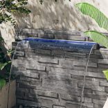 rozsdamentes acél vízeséskifolyó RGB LED-ekkel 108 cm