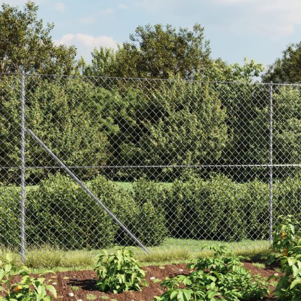 ezüstszínű drótkerítés cövekekkel 1,6 x 10 m