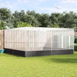 ezüstszínű acél madárház 418 x 414 x 212 cm