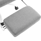 szürke szövetborítású masszázsfunkciós irodaszék