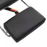 fekete és narancssárga műbőr gamer szék lábtámasszal