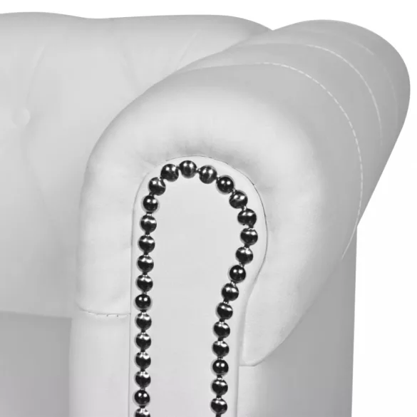 3 személyes fehér műbőr Chesterfield kanapé