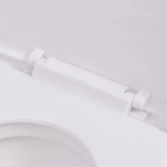 Falra szerelhető fehér kerámia WC