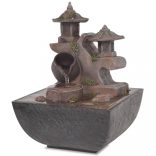 Beltéri szökőkút LED-megvilágítással, polyresin