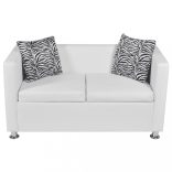 fehér 3-személyes és 2-személyes műbőr kanapészett