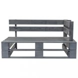 fenyőfa kerti raklapkanapé szürke párnákkal