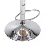 2 darab krémszínű hajlított fa és műbőr bárszék