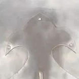 ezüstszínű középkori lovagi mellvért LARP másolat