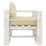 fa kerti raklapkanapé krémszínű párnákkal