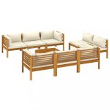 9 részes tömör akácfa kerti ülőgarnitúra krémszínű párnával