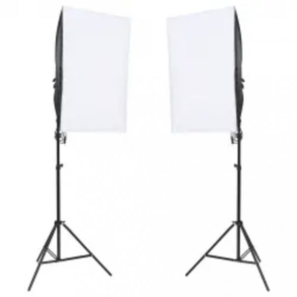 fotóstúdió-felszerelés lámpákkal és háttérrel