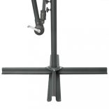 terracotta színű konzolos napernyő LED-fényekkel és acél rúddal