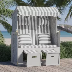   szürke-fehér polyrattan és tömör fa strandszék párnákkal