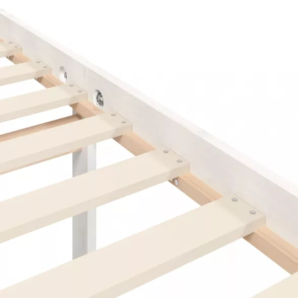 fehér tömör fa ágy időseknek fejtámlával 200x200 cm