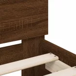 barna tölgy színű ágykeret fejtámlával és LED-del 150x200 cm