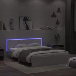 fehér ágykeret fejtámlával és LED-del 160 x 200 cm