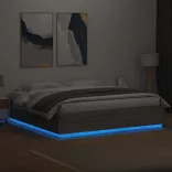szürke sonoma színű szerelt fa ágykeret LED-del 200x200 cm