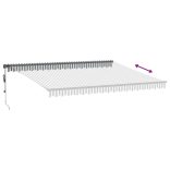 antracitszürke és fehér automata napellenző 450 x 350 cm