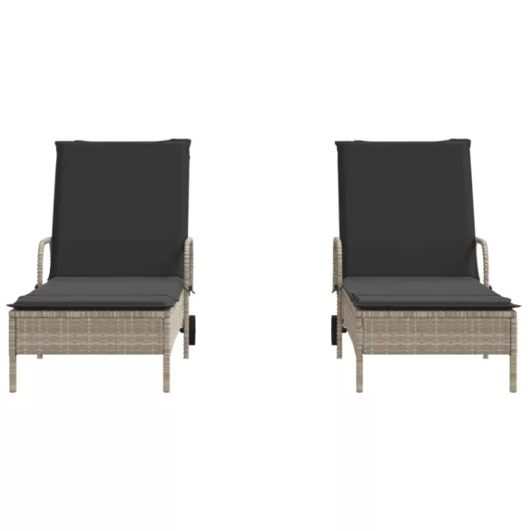 2 db világosszürke polyrattan napozóágy párnával