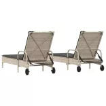 2 db világosszürke polyrattan napozóágy párnával