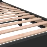fekete szerelt fa és fém ágykeret 200 x 200 cm