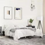fekete szerelt fa és fém ágykeret 150 x 200 cm