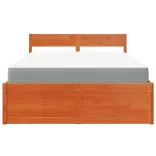 viaszbarna tömör fenyőfa ágy fiókokkal és matraccal 120x190 cm