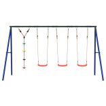 kültéri hintaszett hintákkal és tárcsás hintával