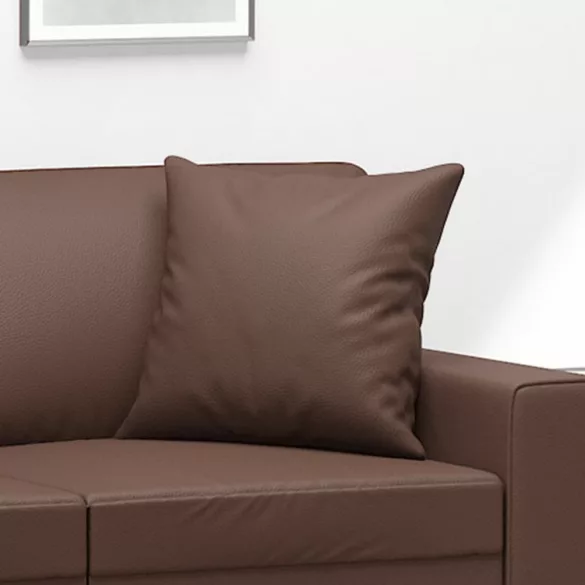 2 db barna műbőr díszpárna 40 x 40 cm