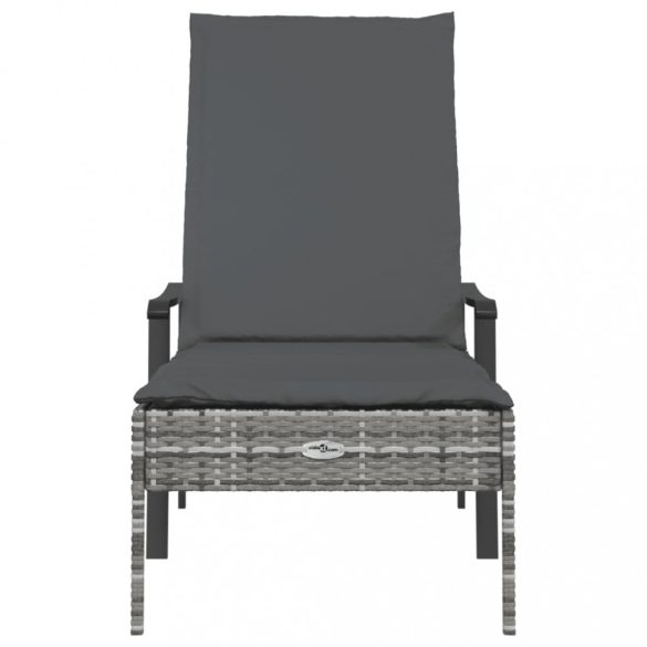 szürke polyrattan napozóágy párnával