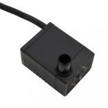 tömör fenyőfa kerekes szökőkút szivattyúval 55 x 55 x 80ncm