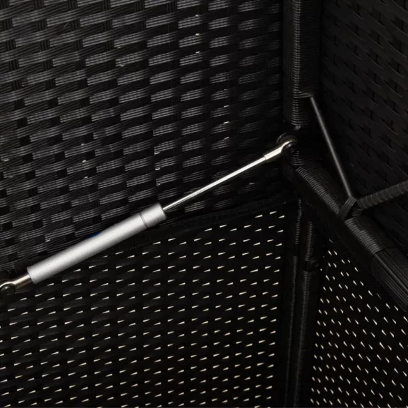 fekete polyrattan kerti pad párnával