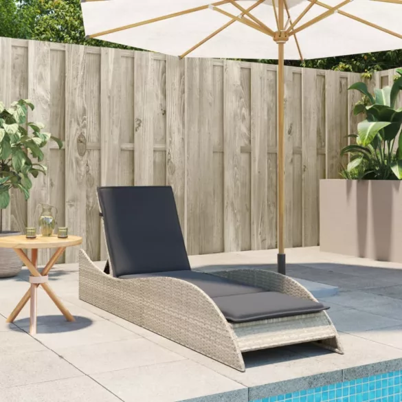 világosszürke polyrattan napozóágy párnával 60x205x73 cm