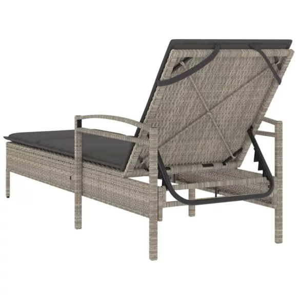 világosszürke polyrattan napozóágy párnával 63x200x81 cm