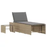 2 db bézs polyrattan napozóágy asztallal