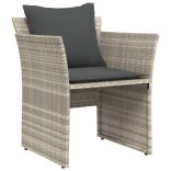 világosszürke polyrattan kerti szék lábtartóval