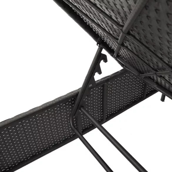 fekete polyrattan napozóágy párnával
