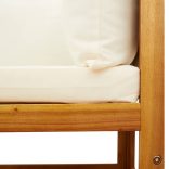 kétszemélyes akácfa és rattan kerti kanapé párnákkal