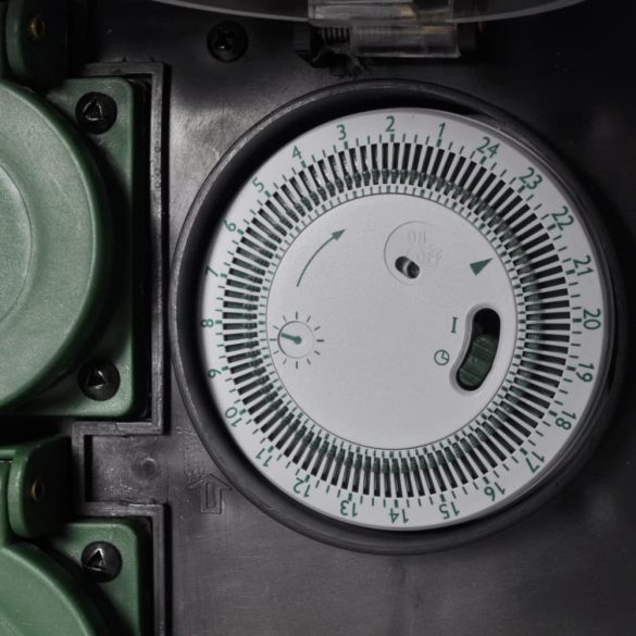 műkő kerti aljzat időzítővel