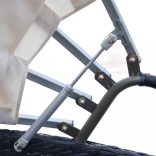 fekete polyrattan kültéri napozóágy napellenzővel