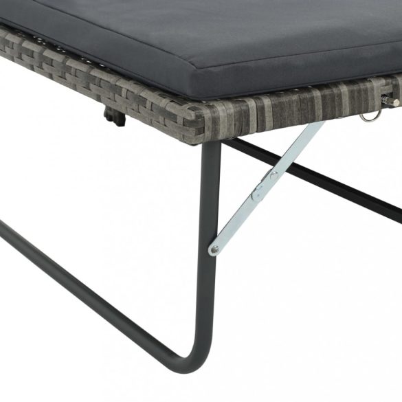 2-részes szürke polyrattan kerti bútorszett párnákkal