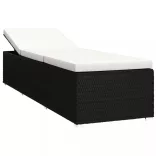 krémfehér polyrattan napozóágy párnával és teázóasztallal