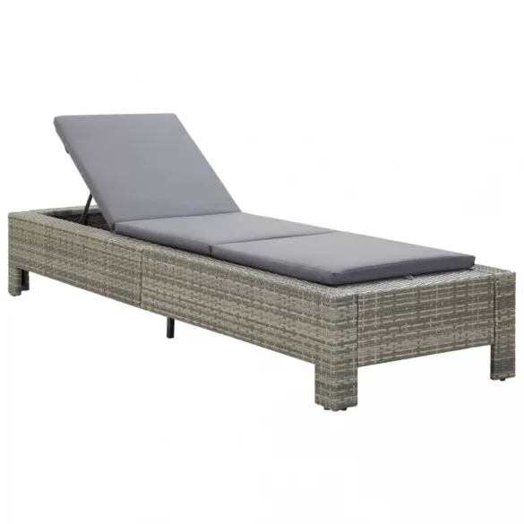 szürke polyrattan napozóágy párnával
