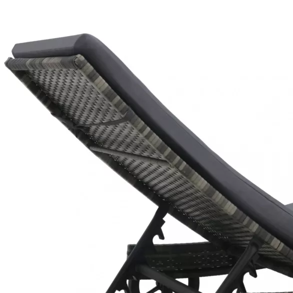 antracitszürke polyrattan napozóágy kerekekkel és párnával