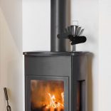 fekete hővel meghajtott kétlapátos kandalló ventilátor